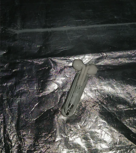 出海信耳机一个,全新未使用的,未拆封的,需...