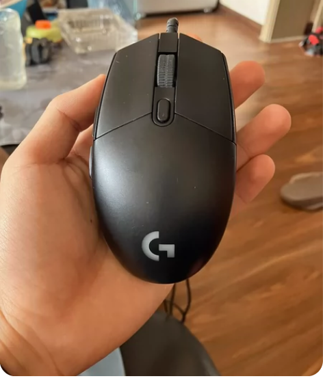罗技G102有线版本,功能正常,成色如图,...