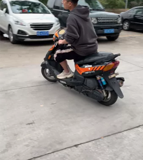 正品原装雅马哈巧格，100cc，机头特别静...
