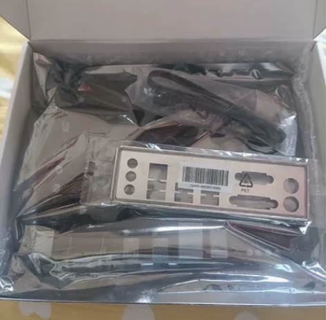 现便宜出售技嘉b250m全新主板,电脑电源...