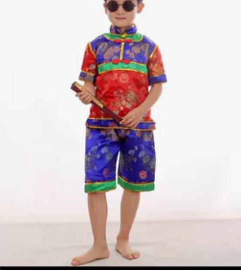 老夫子演出服，只穿一次，140码，身高12...