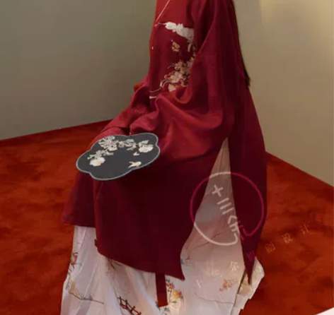 XL码【十三余 小豆蔻儿】[称猫] 绣花立...
