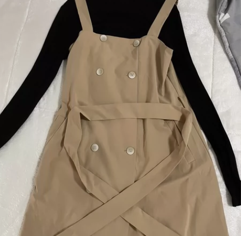 连衣裙一件图片本人实拍,商家寄拍的衣服这款...