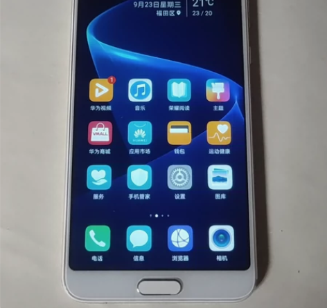 荣耀v10金色6+64g,屏幕完好无瑕疵无...