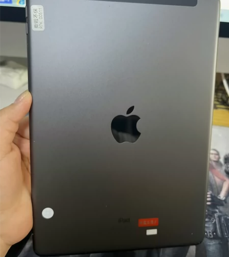 iPad 2019 128插卡原内存小花...