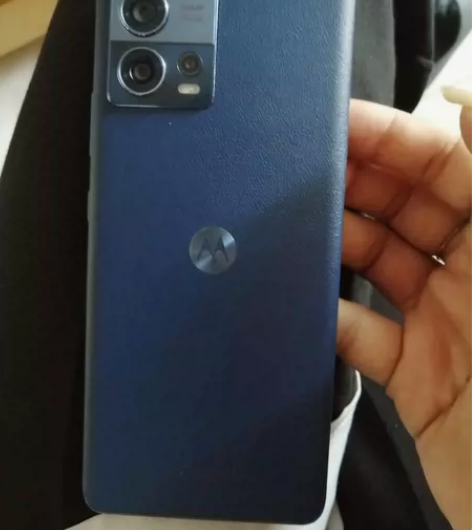 摩托罗拉moto s30 pro 感兴趣的...