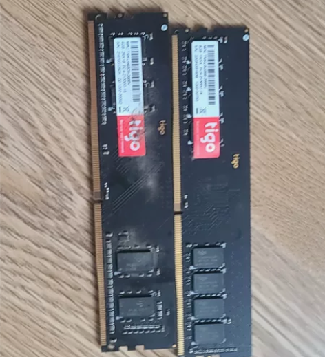 金泰克 84G 两条 一共12G 都是dd...